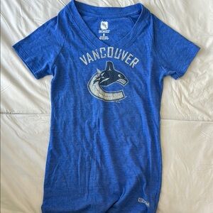 Blue Vancouver Canucks v-neck T-Shirt